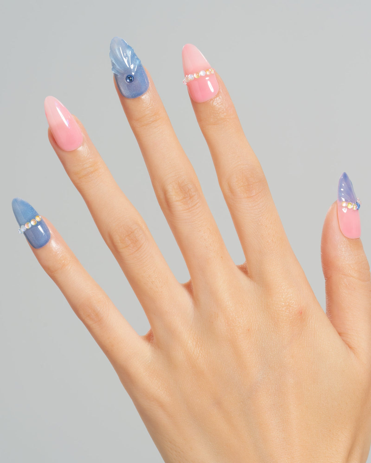 KOSBLING nail studio — Cat Eye / Icy Pink Glow
