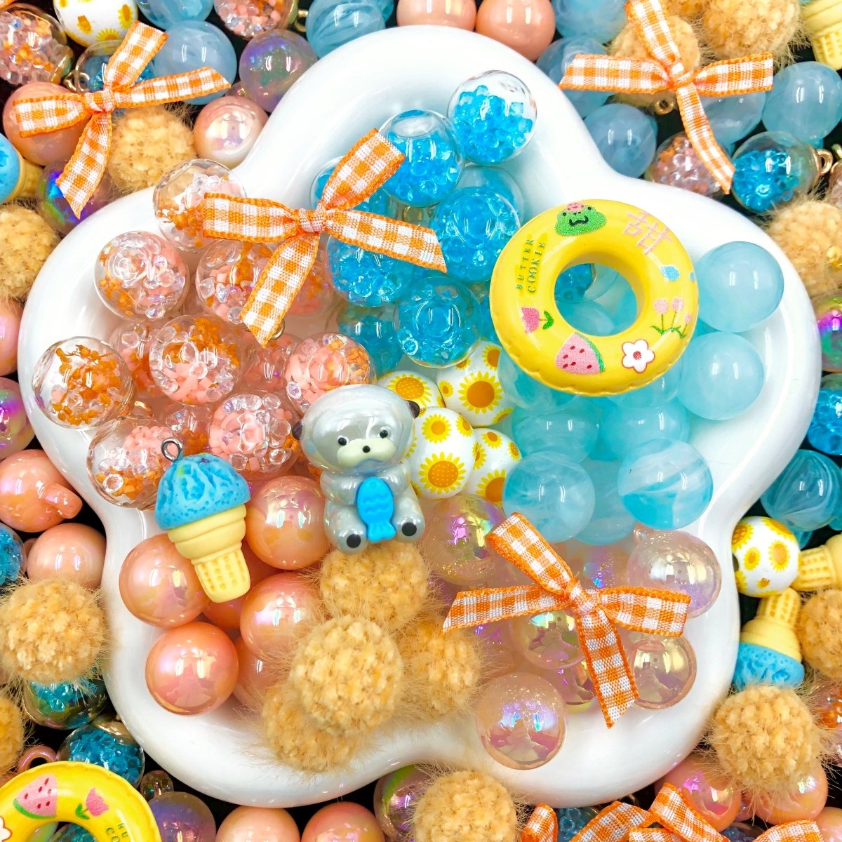 ラッコの水遊び ‐ 高品質ラッコ、アイスクリーム、浮き輪パーツ&布のリボン、ふわふわビーズ&二種類の流砂ボトル&高品質レジンビーズ - kosbling - beads