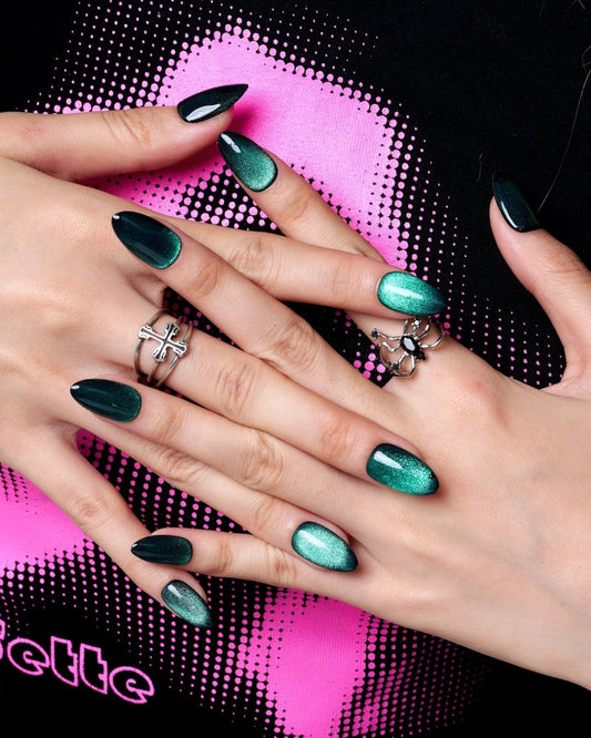 Cat Eye / Emerald — Handmade Nails - kosbling-kb-design-reference