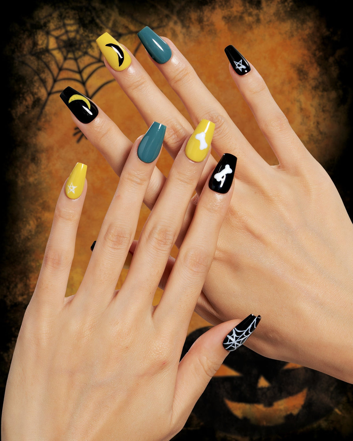 KOSBLING nail studio — Dark Loom