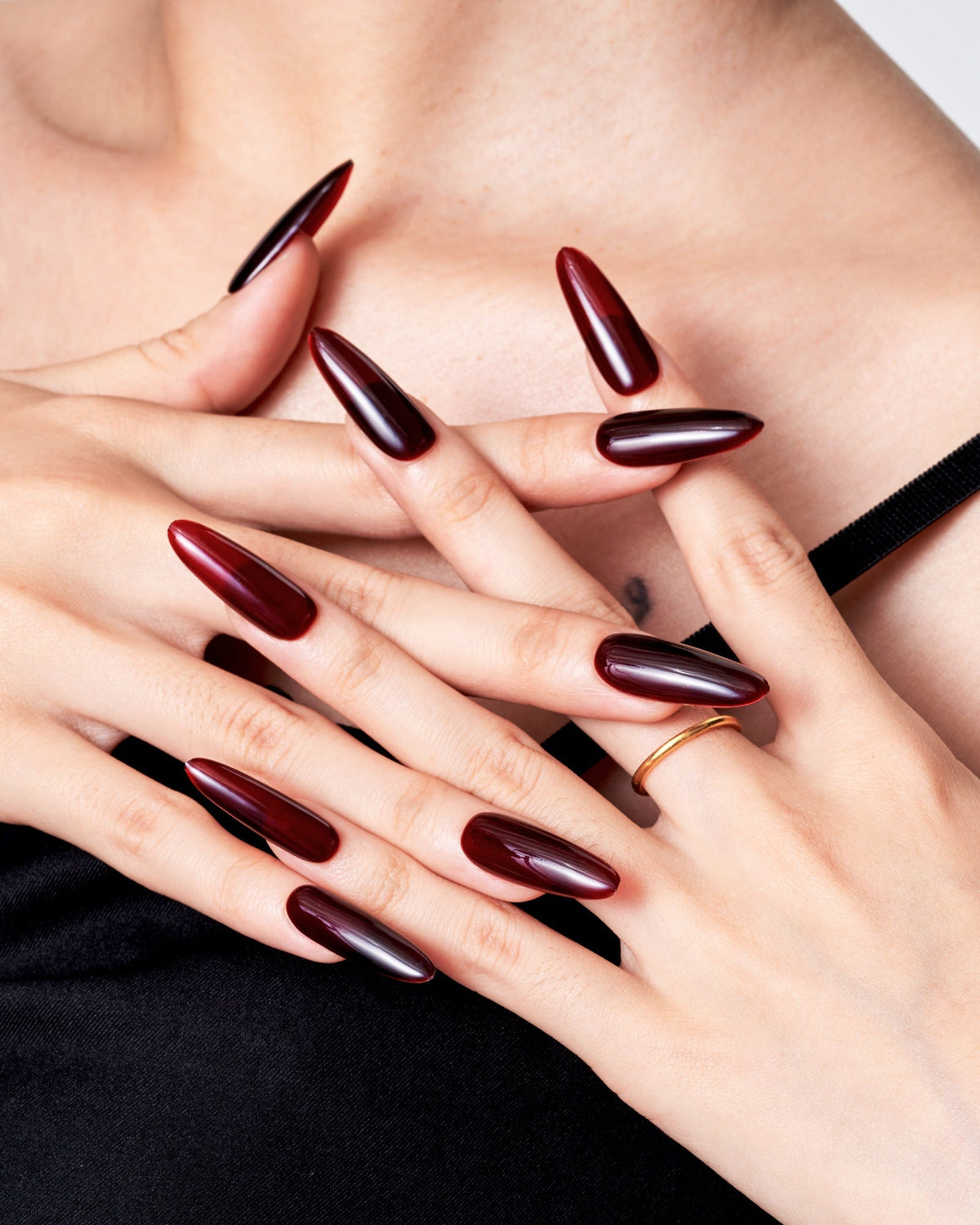 KOSBLING nail studio — Dark Red / Long Oval