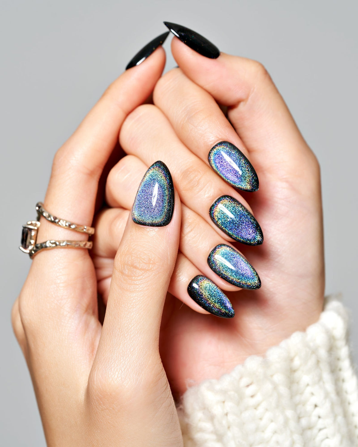 KOSBLING nail studio — Cat Eye / Cosmic Life