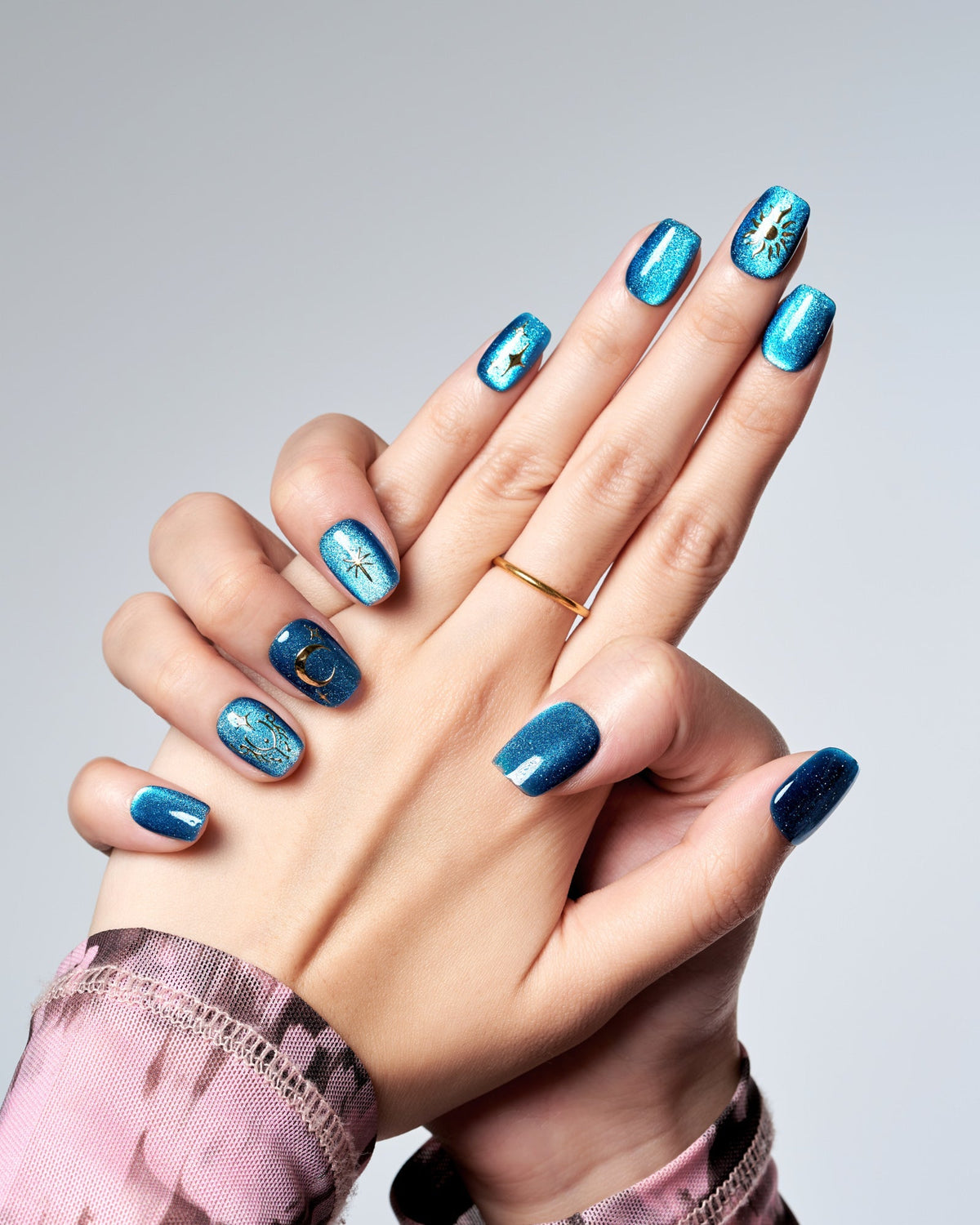 KOSBLING nail studio — Cat Eye / Moonstone Magic / Short Square