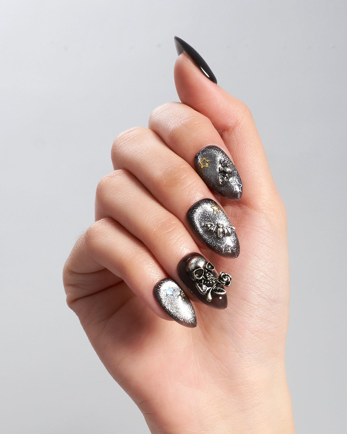 KOSBLING nail studio — Hallow Glove