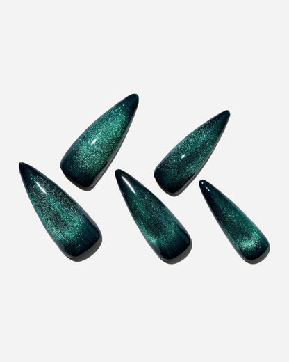 KOSBLING nail studio — Cat Eye / Emerald / Long Stiletto