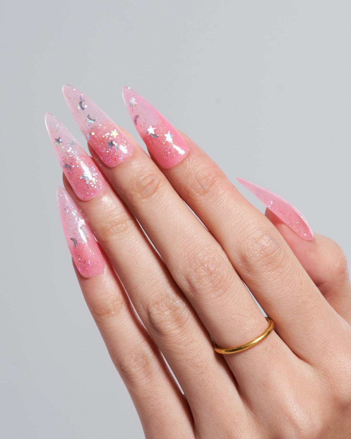 KOSBLING nail studio — Shattering Stars / Long Stiletto