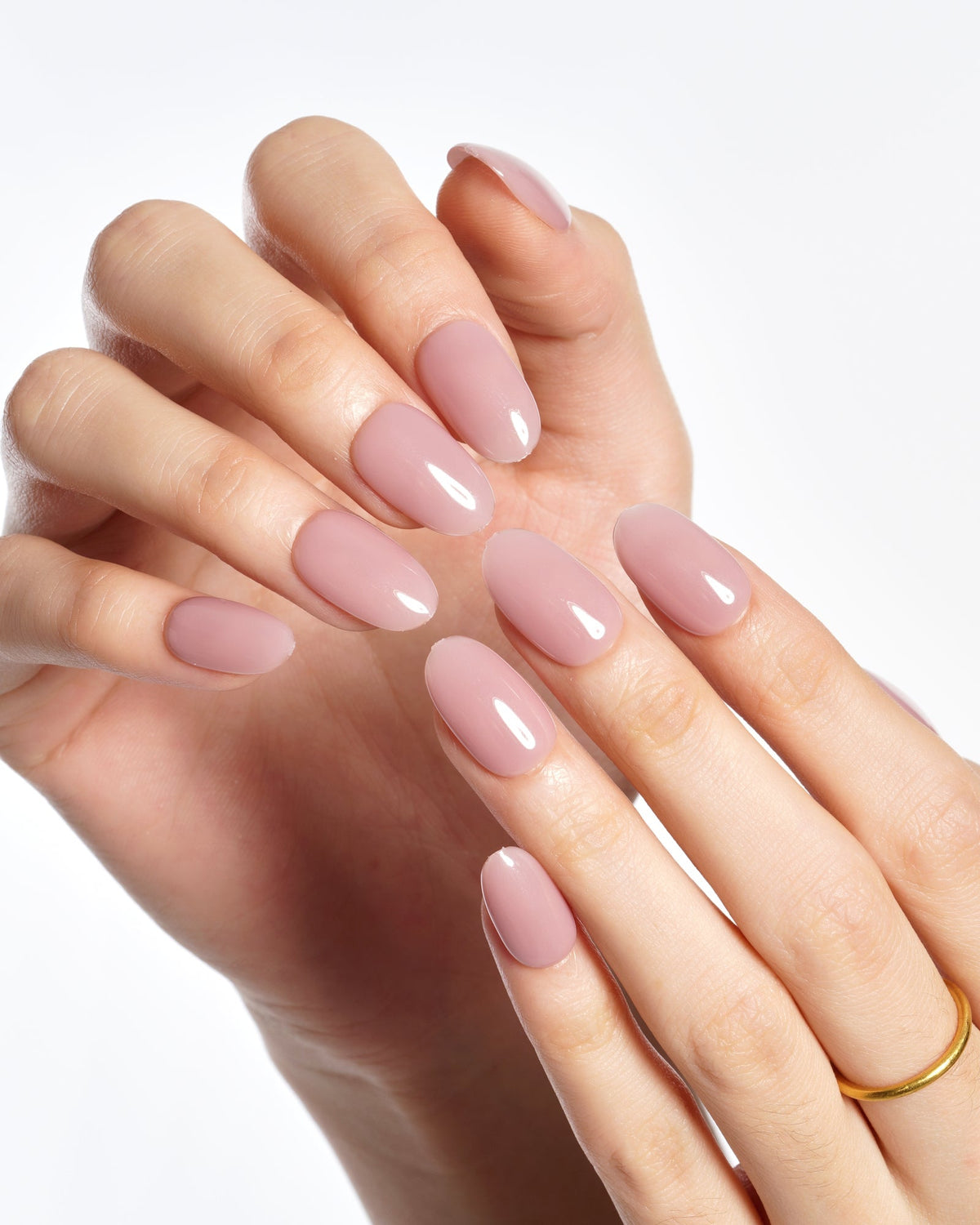 KOSBLING nail studio — First Kiss / Medium Round