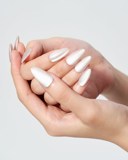 KOSBLING nail studio — Cat Eye / Cream