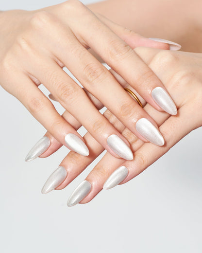 KOSBLING nail studio — Cat Eye / Cream