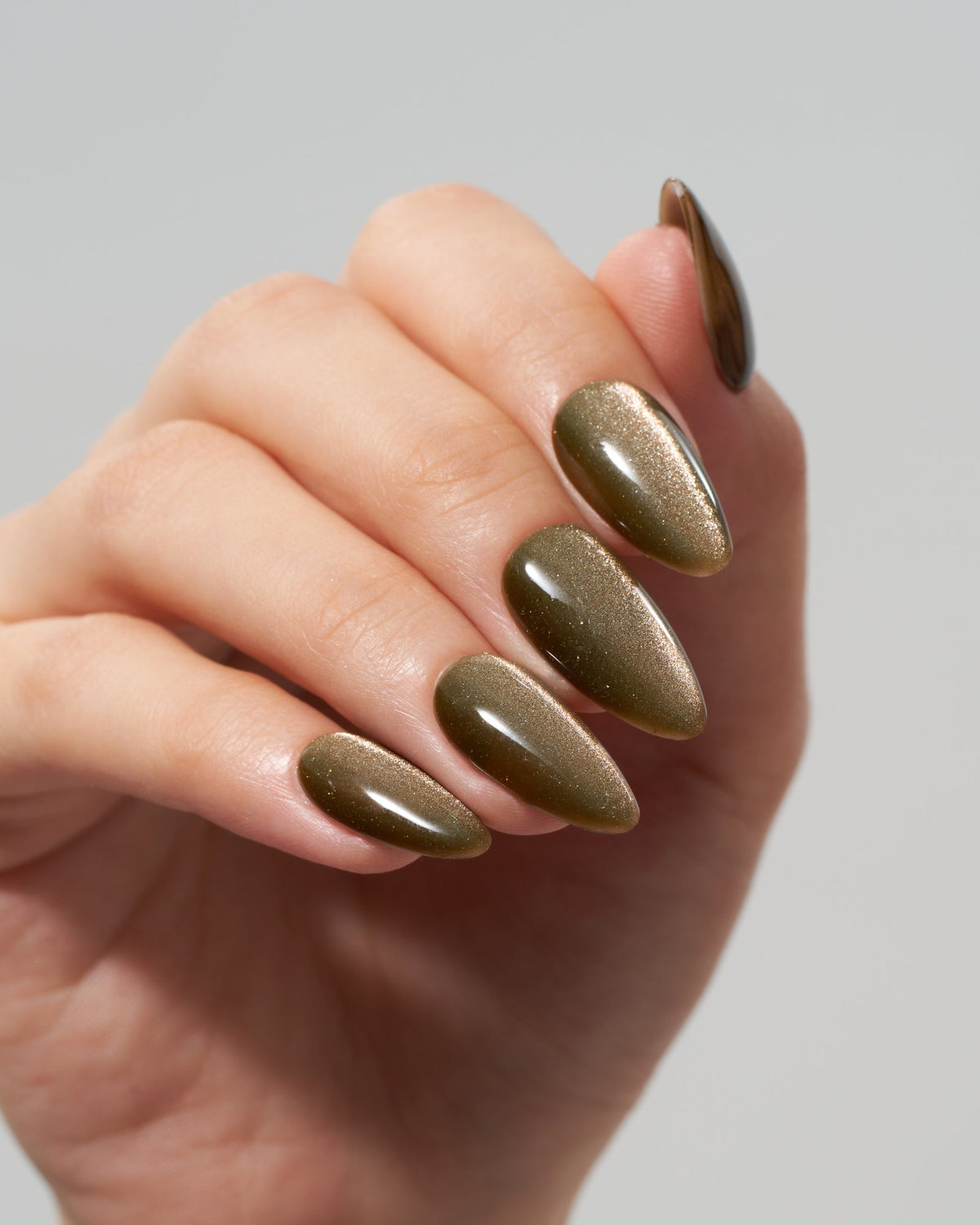 KOSBLING nail studio — Cat Eye / Americano