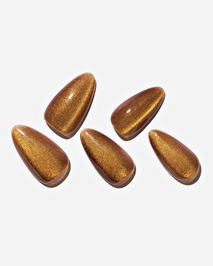 KOSBLING nail studio — Cat Eye / Macchiato