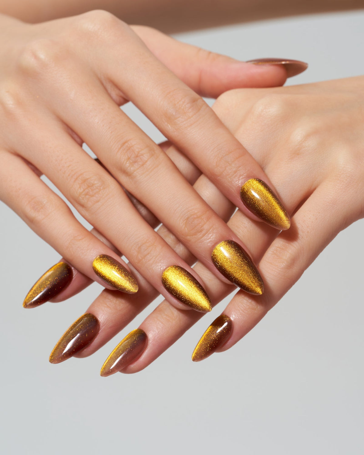 KOSBLING nail studio — Cat Eye / Macchiato