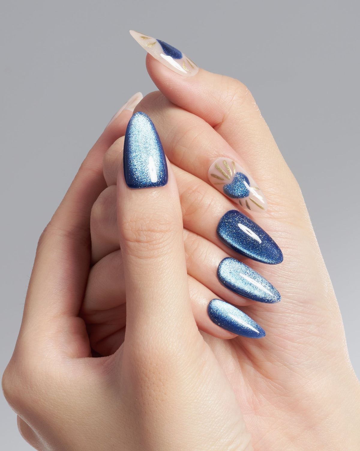 KOSBLING nail studio — Cat Eye / Heart of Ocean