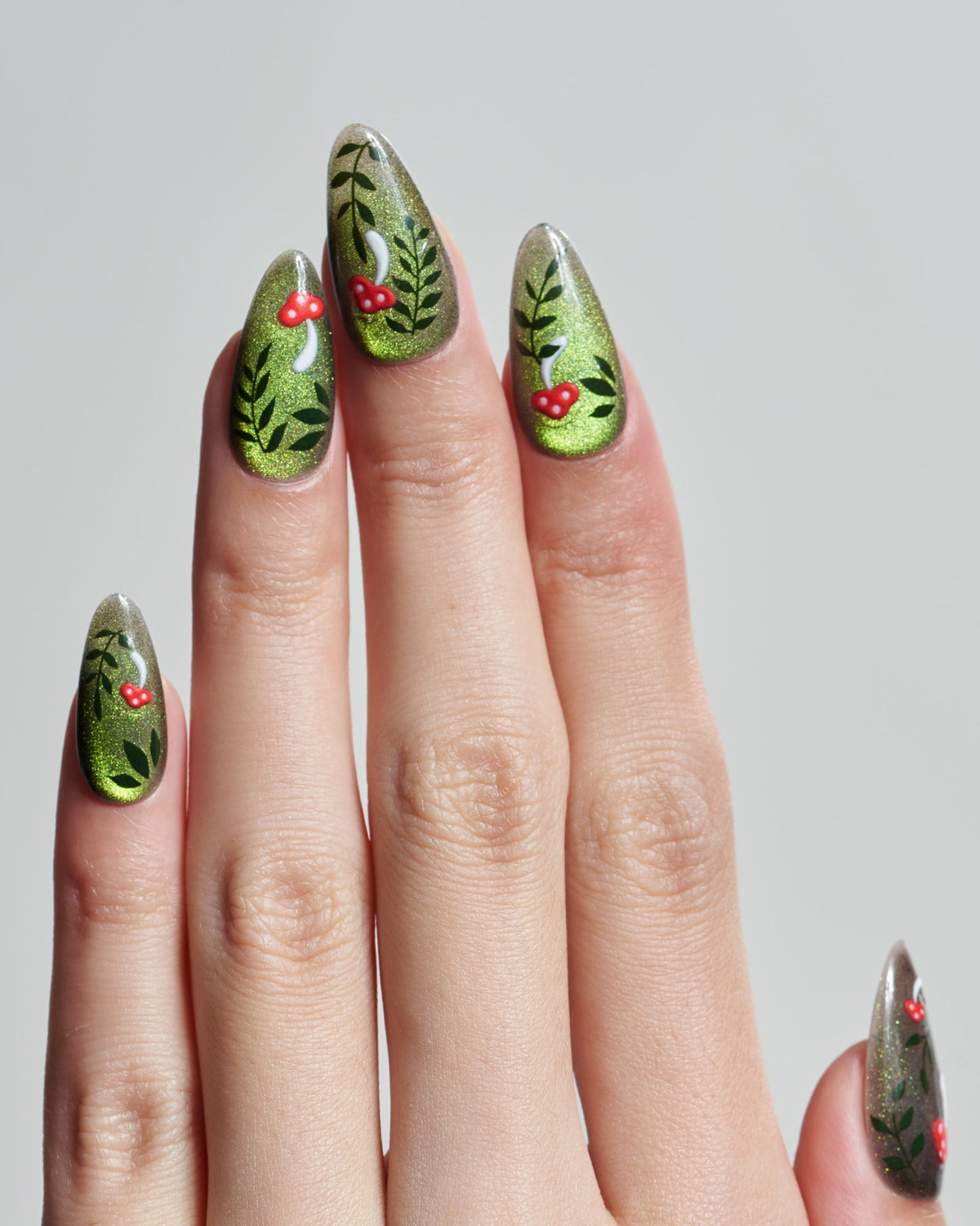 KOSBLING nail studio — Cat Eye / Forest Fungi
