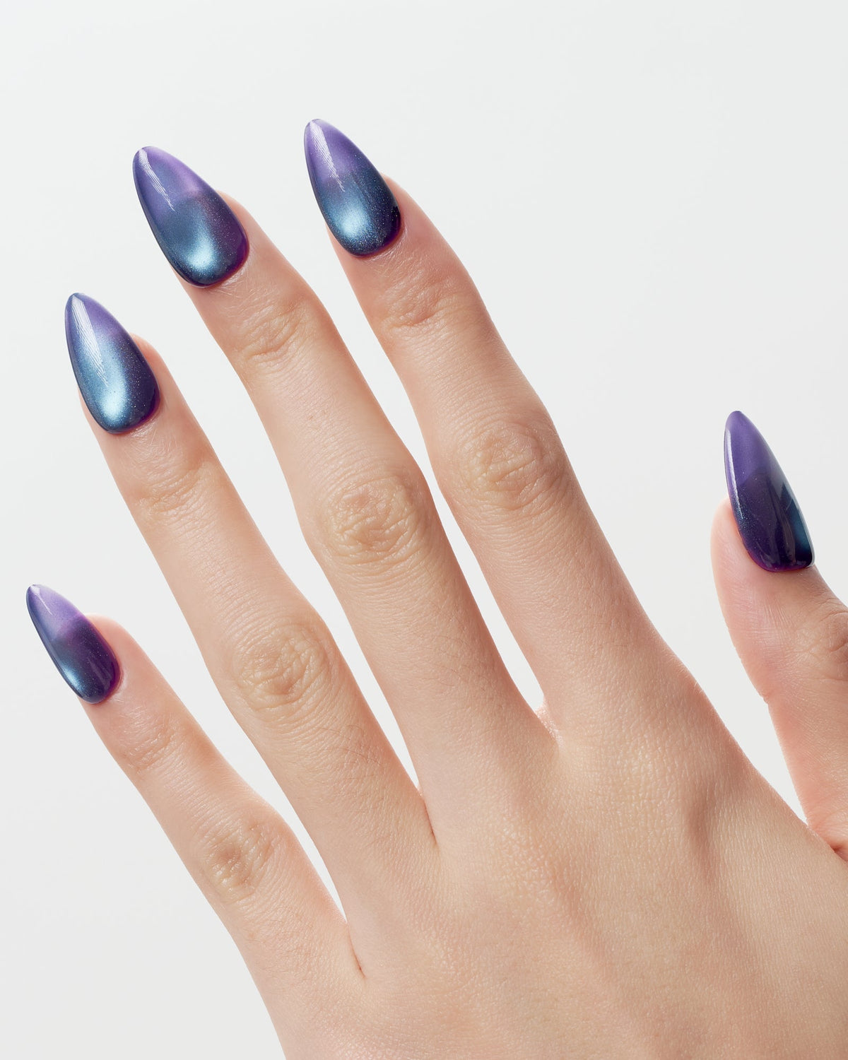 KOSBLING nail studio — Cat Eye / Celestial Blink