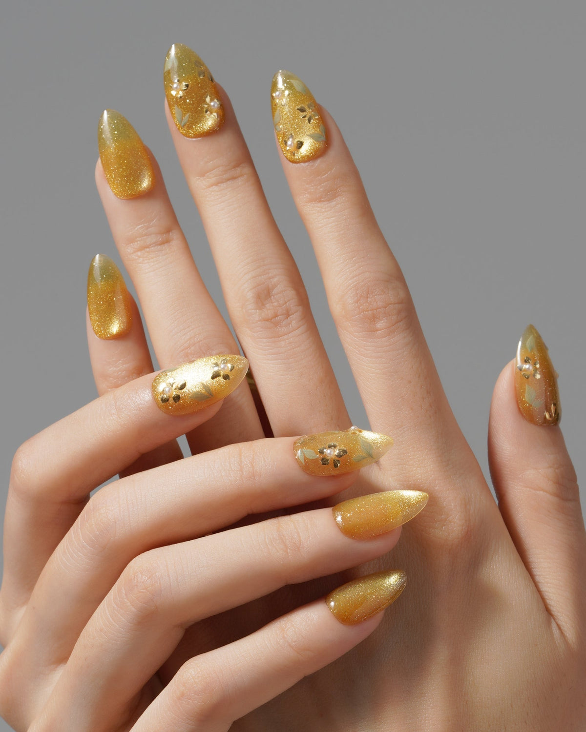 KOSBLING nail studio — Cat Eye / Lemon Glowleaf