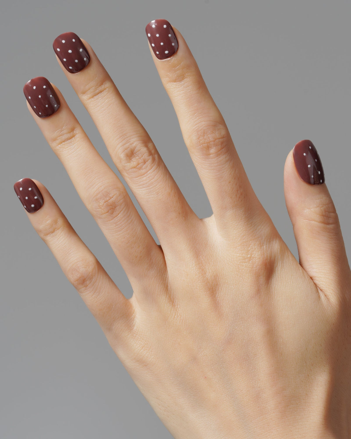 KOSBLING nail studio — Cocoa Dot