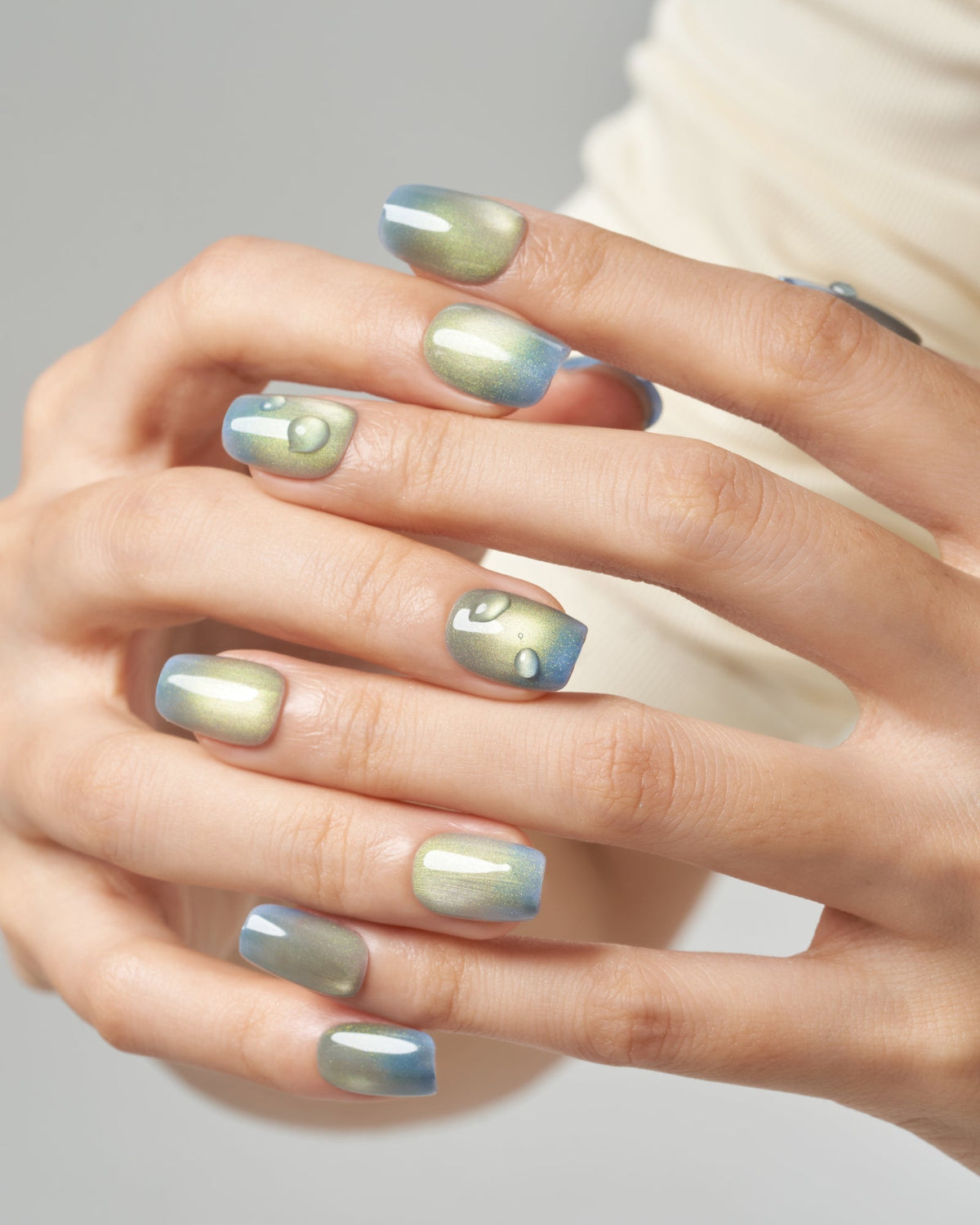 KOSBLING nail studio — Cat Eye / Solar Drift