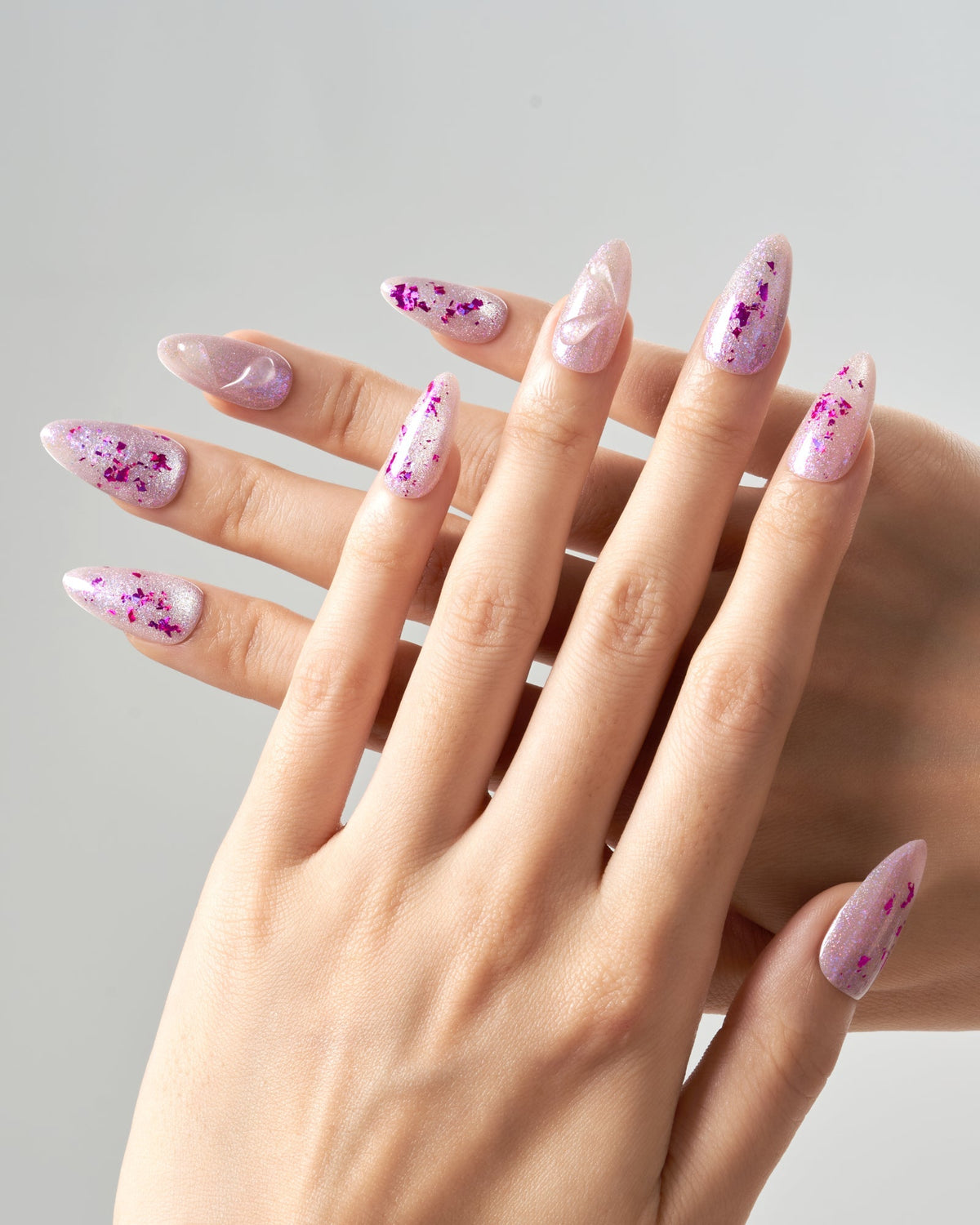 KOSBLING nail studio — Cat Eye / Lilac Fairycore