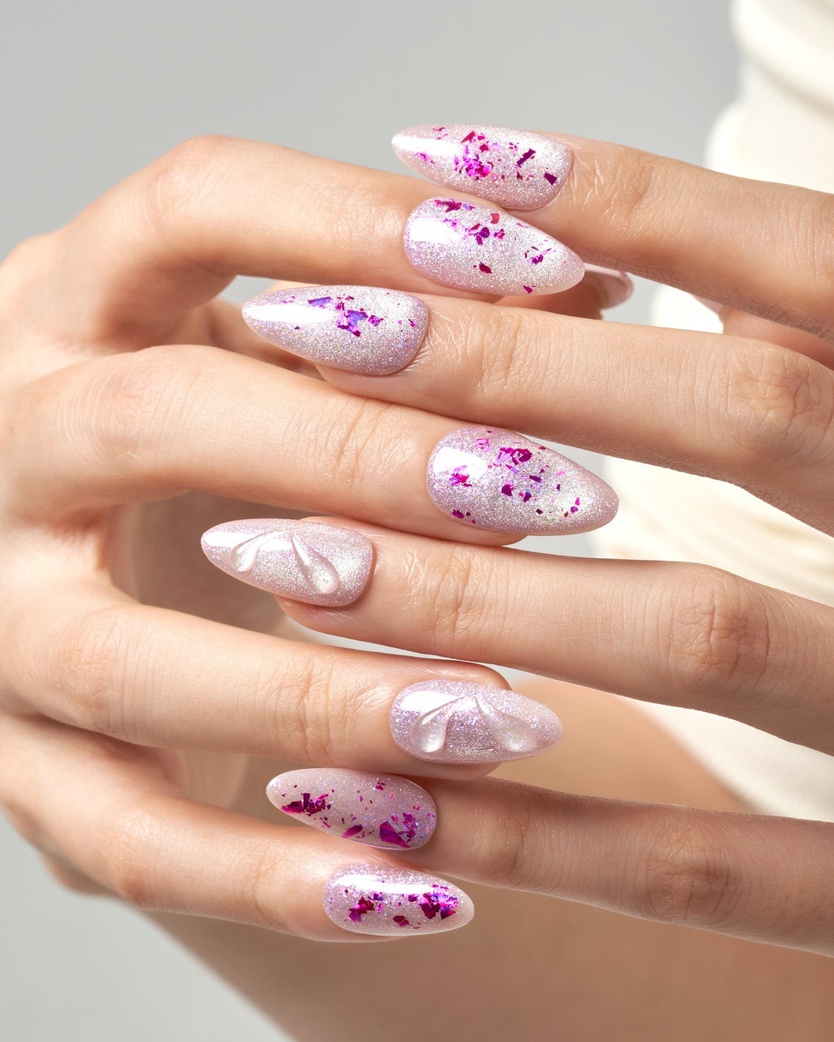 KOSBLING nail studio — Cat Eye / Lilac Fairycore