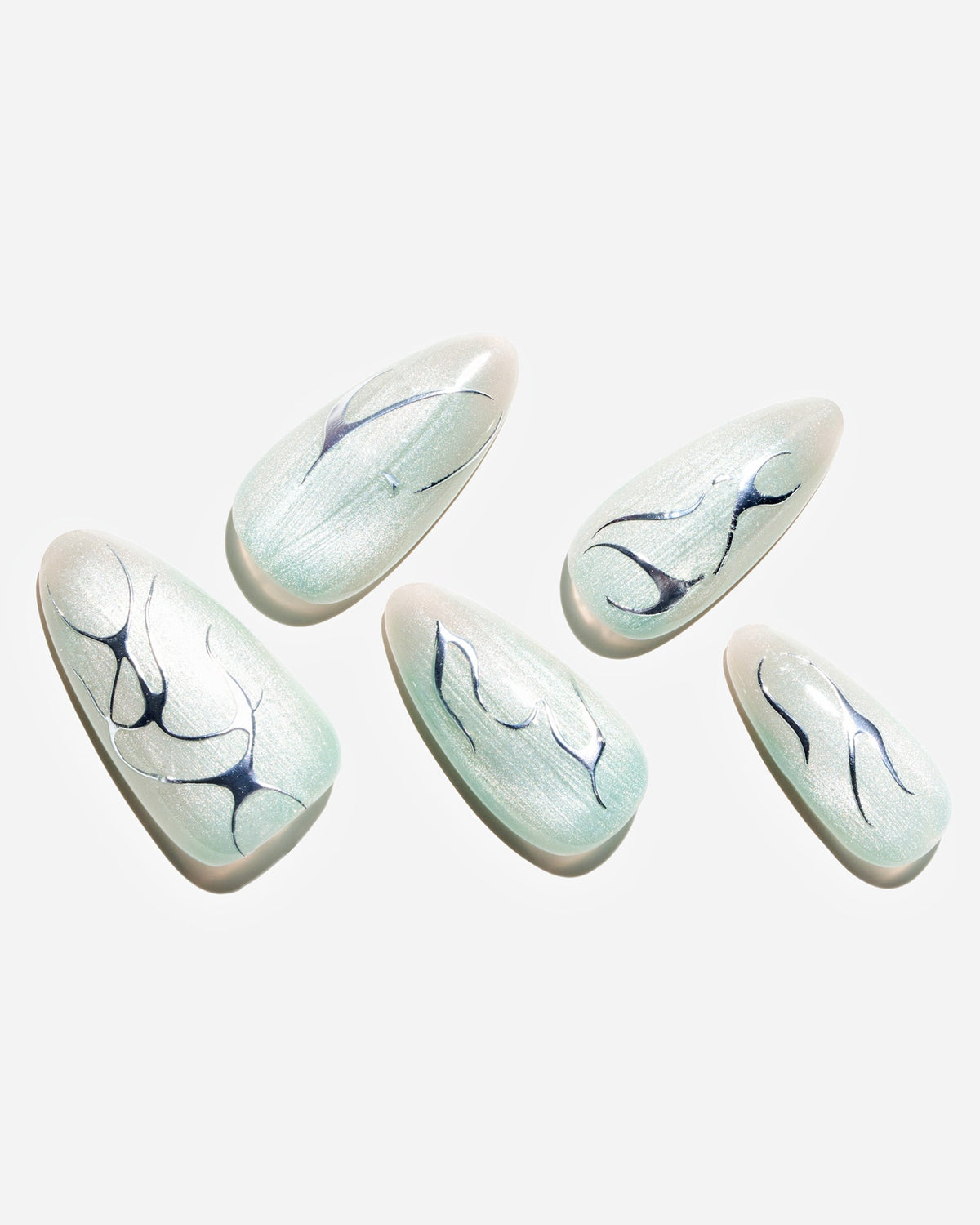 KOSBLING nail studio — Cat Eye / Frozen Dream