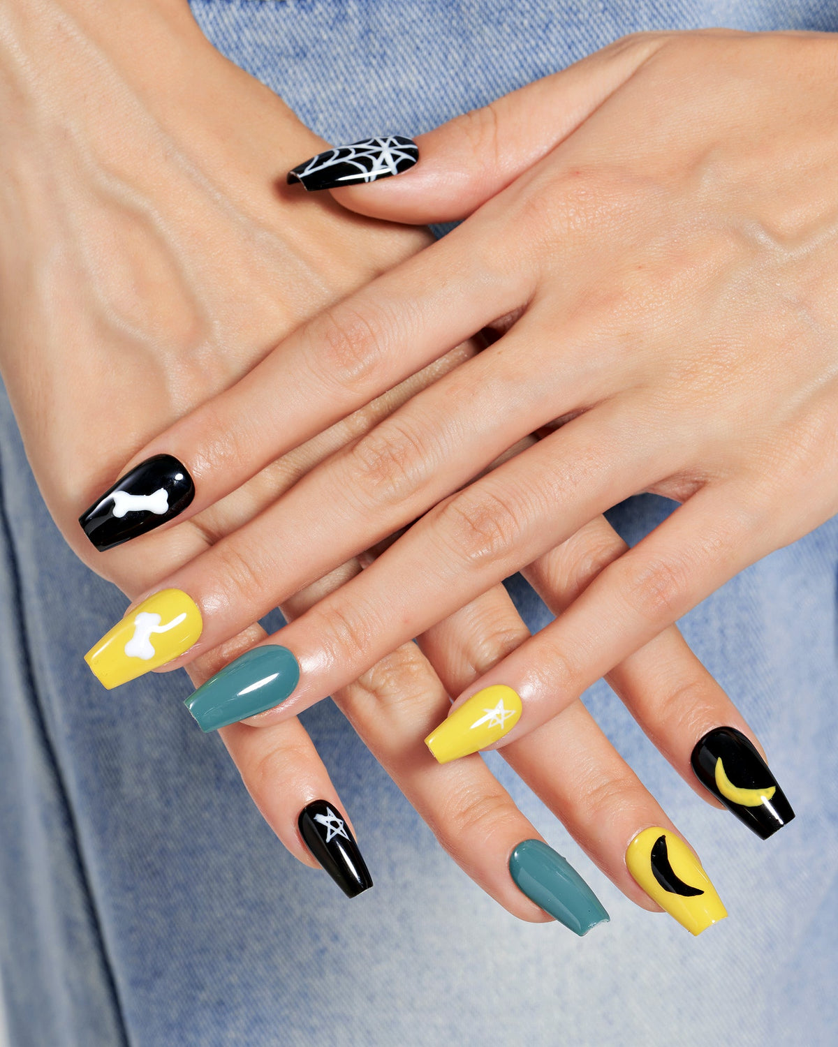 KOSBLING nail studio — Dark Loom