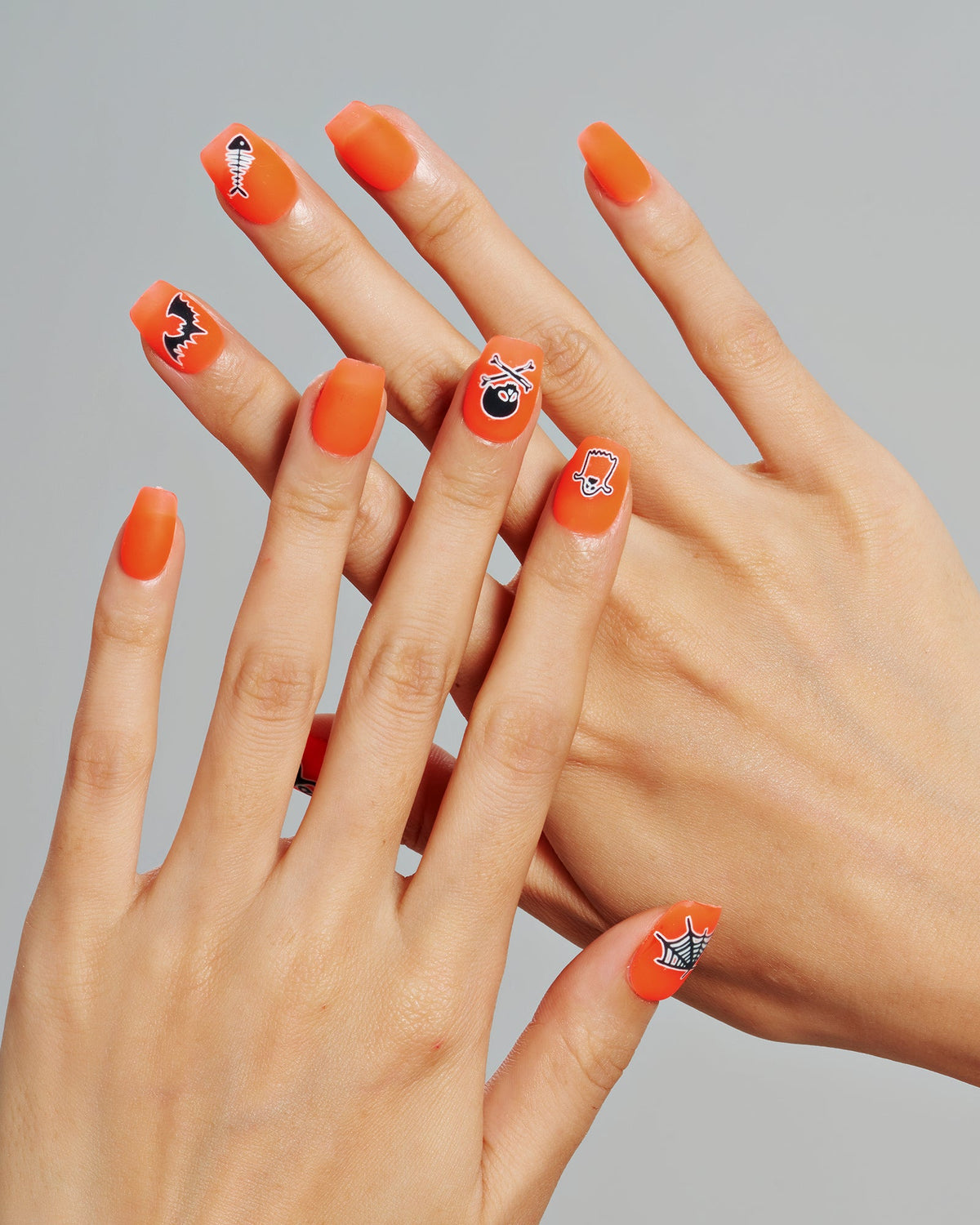 KOSBLING nail studio — Warning