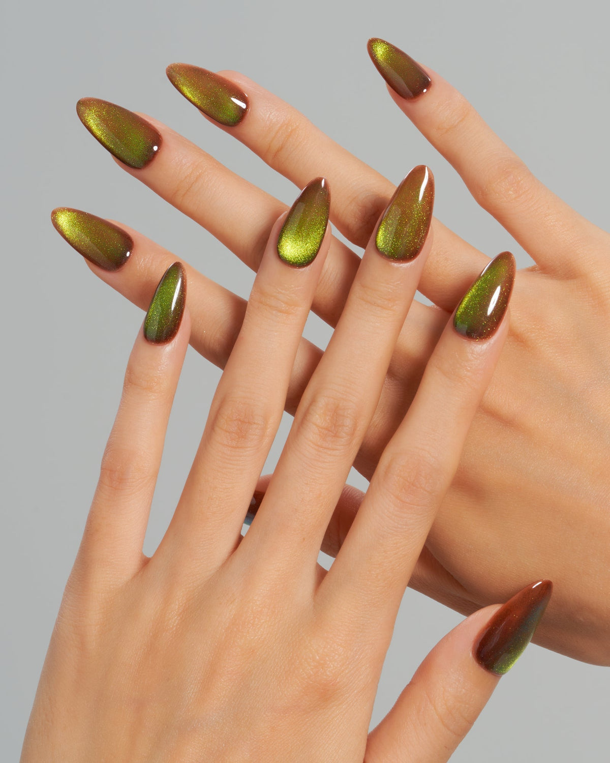 KOSBLING nail studio — Cat Eye / Mossstone Shine