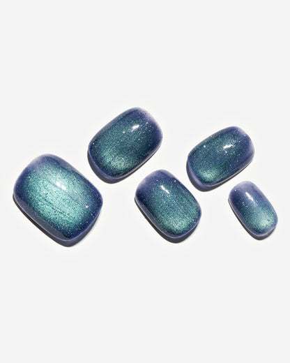 KOSBLING nail studio — Cat Eye / Seafoam Sparkle