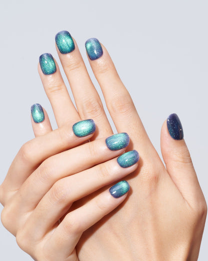 KOSBLING nail studio — Cat Eye / Seafoam Sparkle