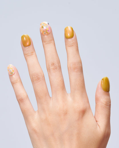 KOSBLING nail studio — Cat Eye / Fiery Ember