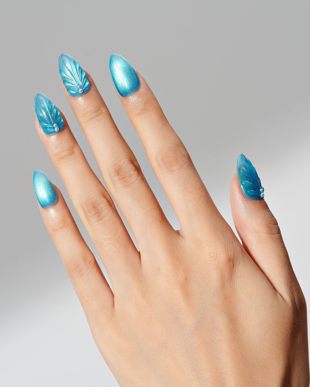 KOSBLING nail studio — Cat Eye / Blue Hex