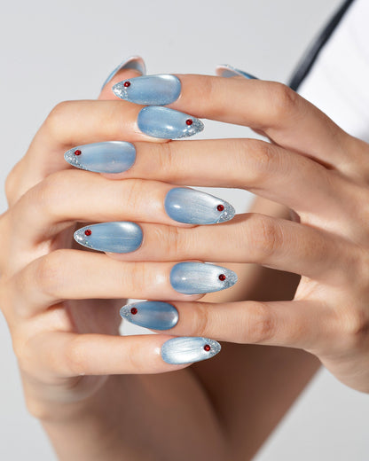 KOSBLING nail studio — Cat Eye / Crisp Blue