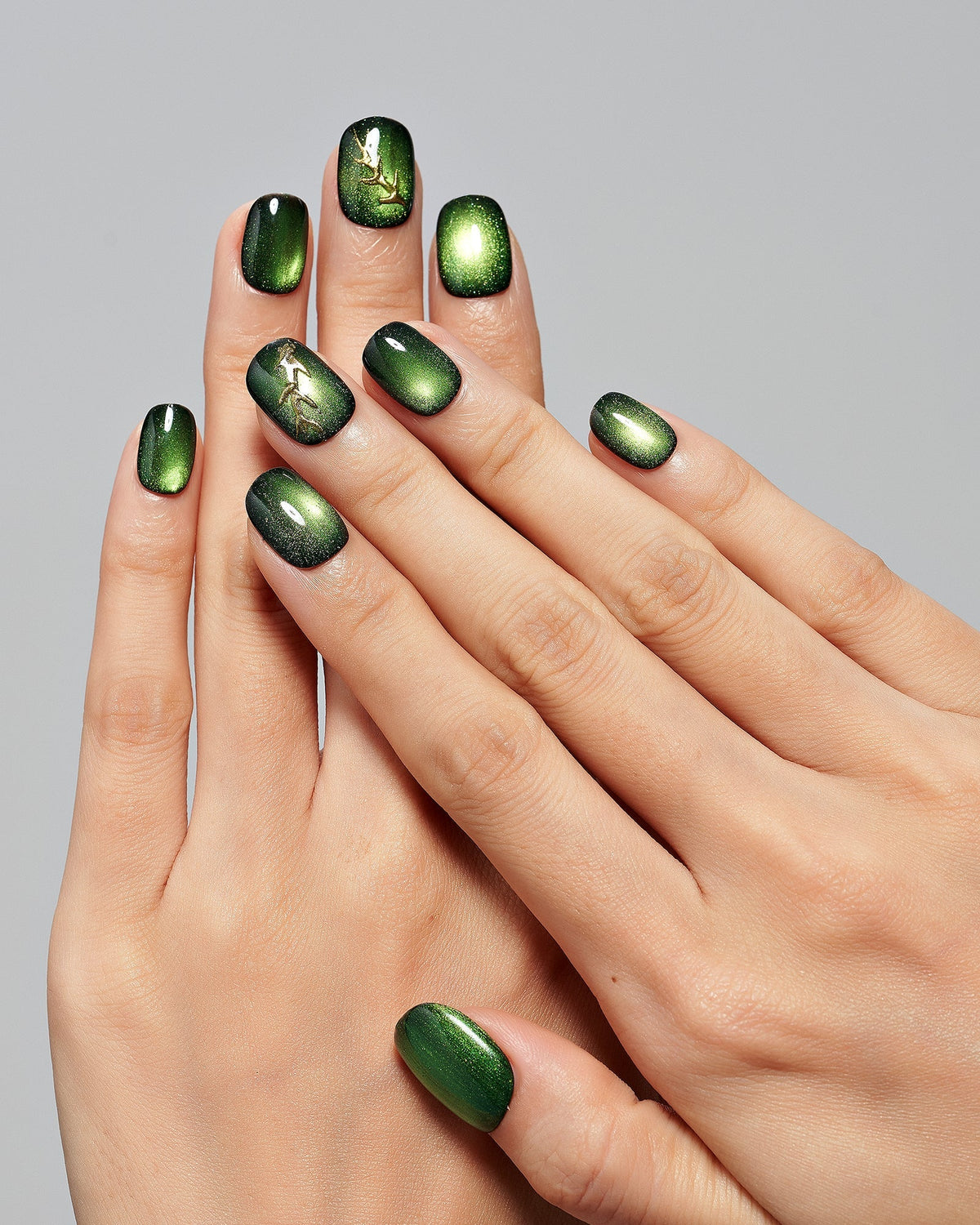 KOSBLING nail studio — Cat Eye / Mystic Thicket