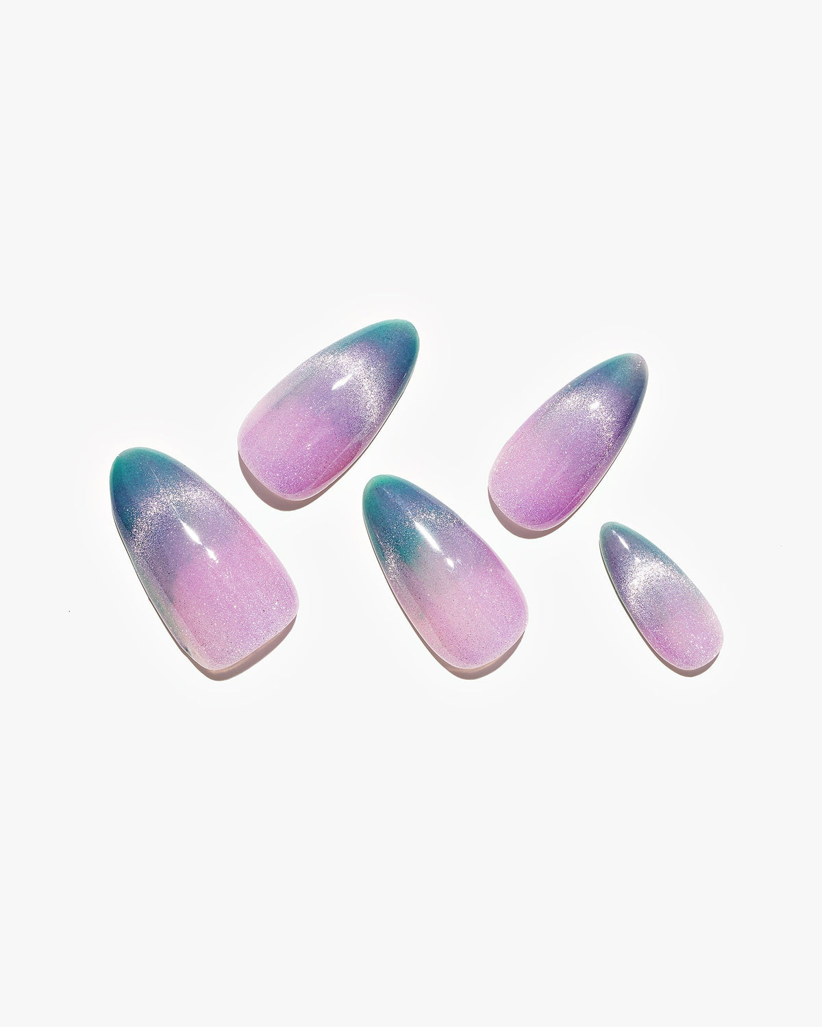 KOSBLING nail studio — Cat Eye / Sapphire Line