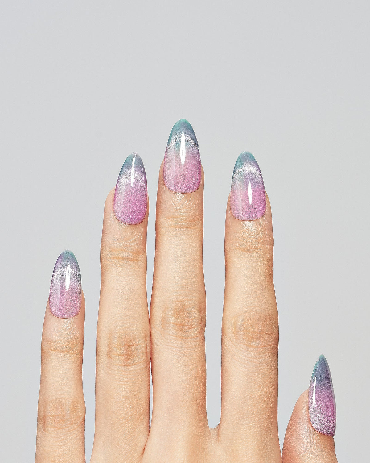 KOSBLING nail studio — Cat Eye / Sapphire Line