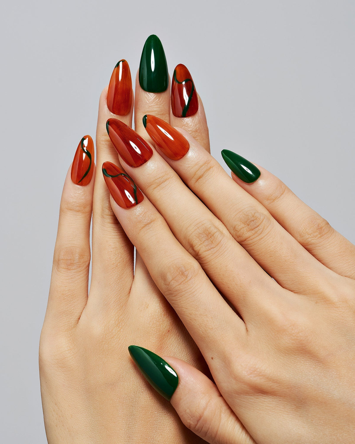 KOSBLING nail studio — Amber Forest