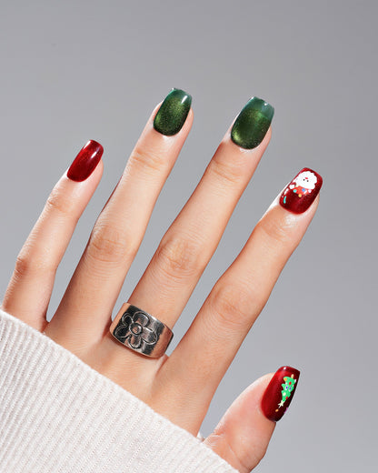 KOSBLING nail studio — Cat Eye / Festive Fizz