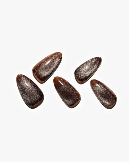 KOSBLING nail studio — Cat Eye / Tea House