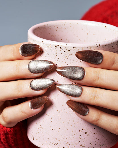 KOSBLING nail studio — Cat Eye / Tea House