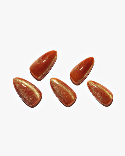 KOSBLING nail studio — Cat Eye / Burnt Sugar