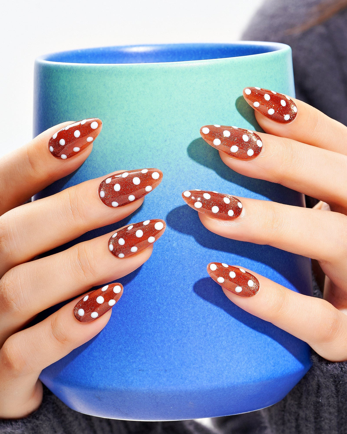 KOSBLING nail studio — Cat Eye / Toffee Spots