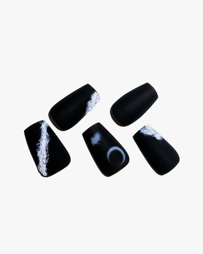 KOSBLING nail studio — Eclipse Veil