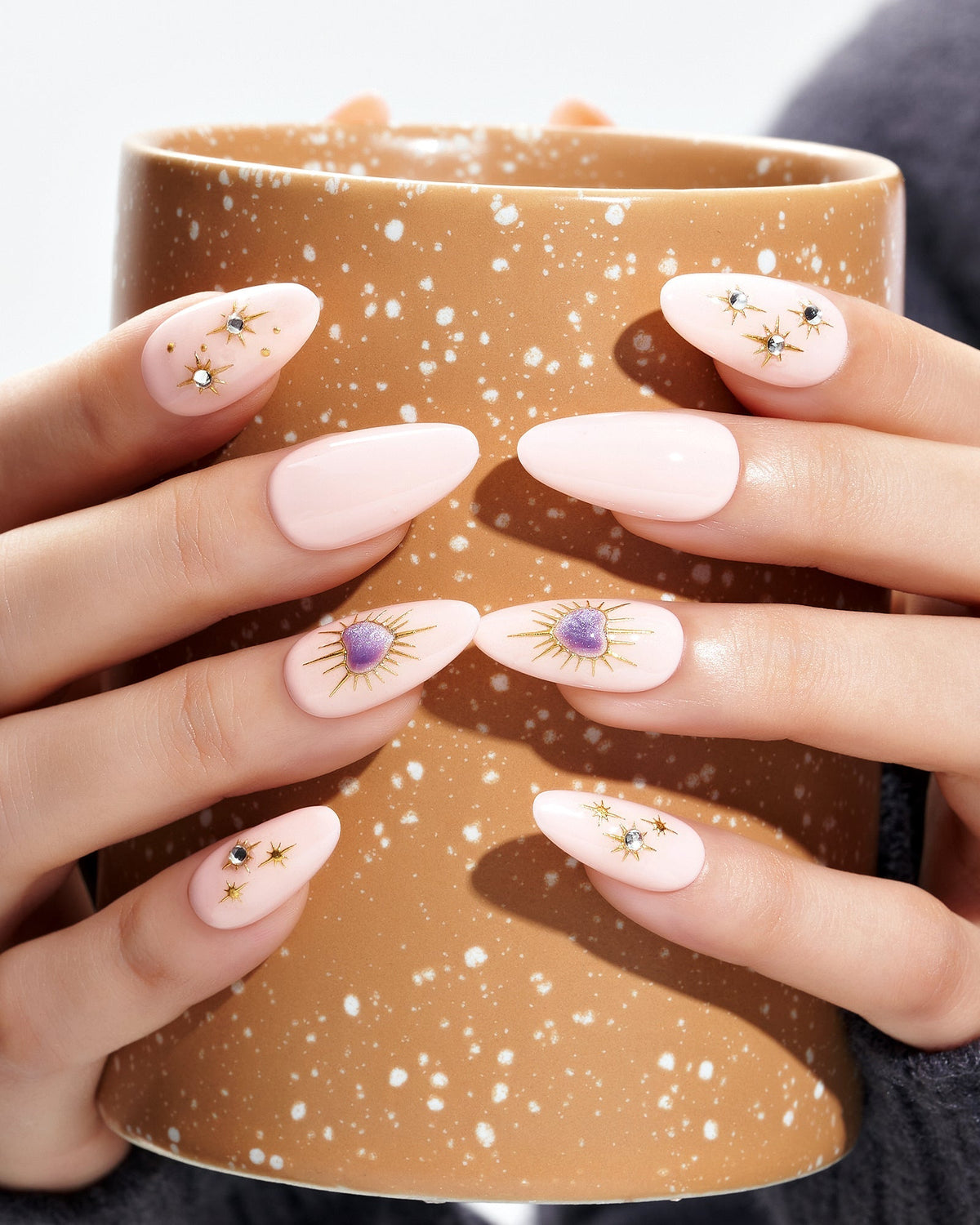 KOSBLING nail studio — Love Potion