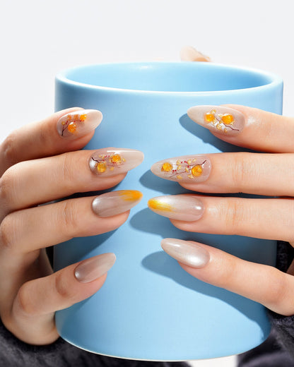 KOSBLING nail studio — Cat Eye / Marmalade