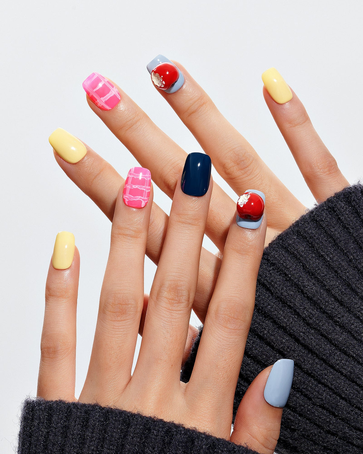 KOSBLING nail studio — Winter Snuggle