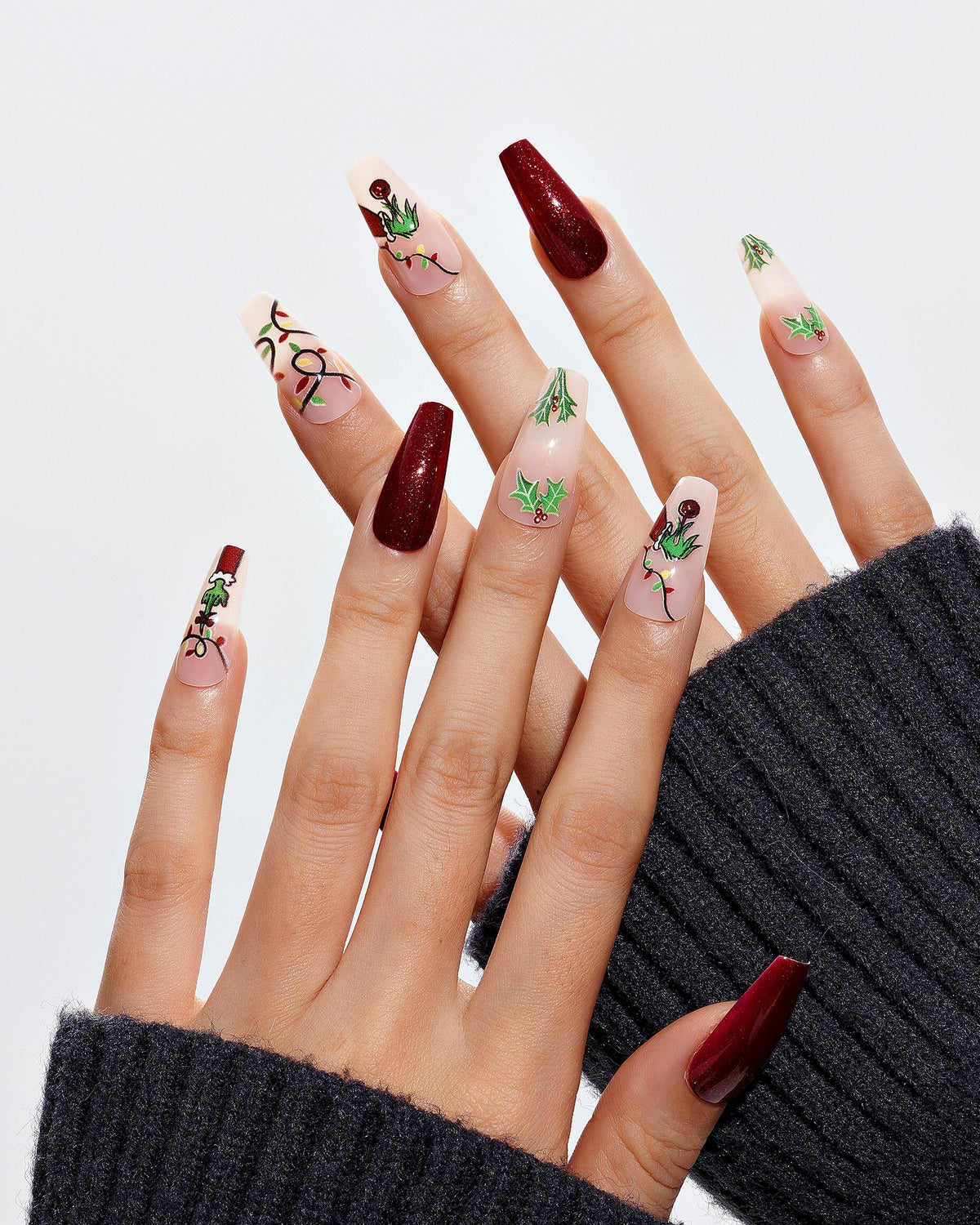 KOSBLING nail studio — Spooky Christmas / Medium Long Coffin