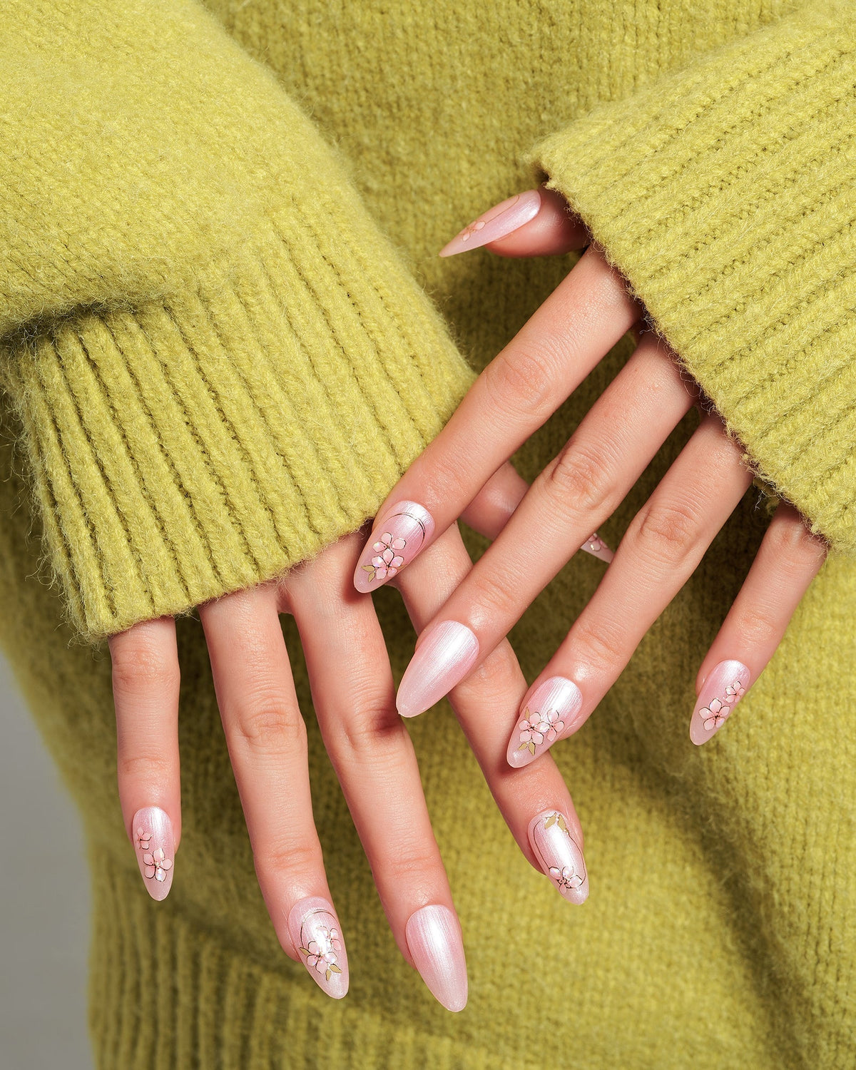 KOSBLING nail studio — Cherry Kiss
