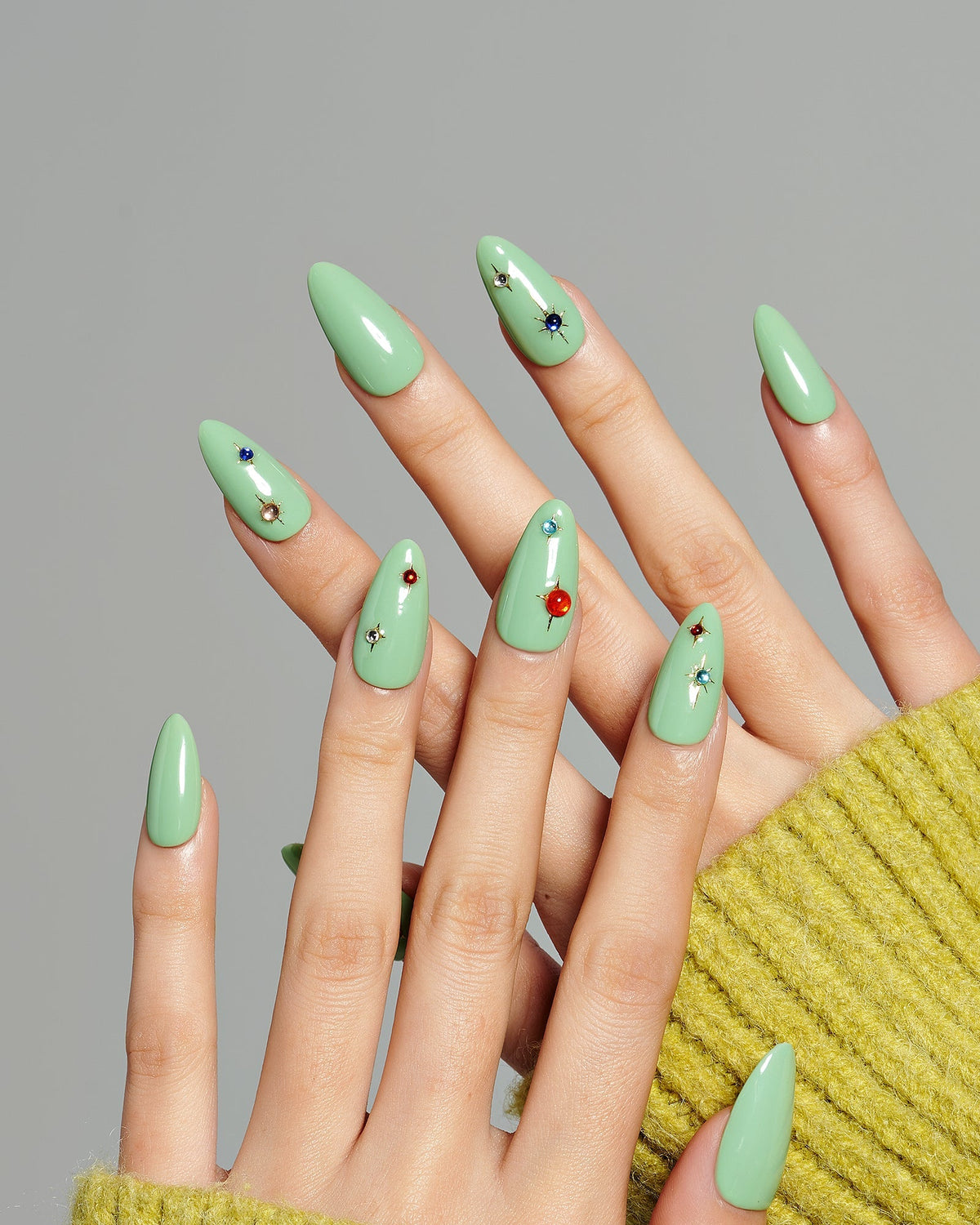 KOSBLING nail studio — Eternal Shine / Green