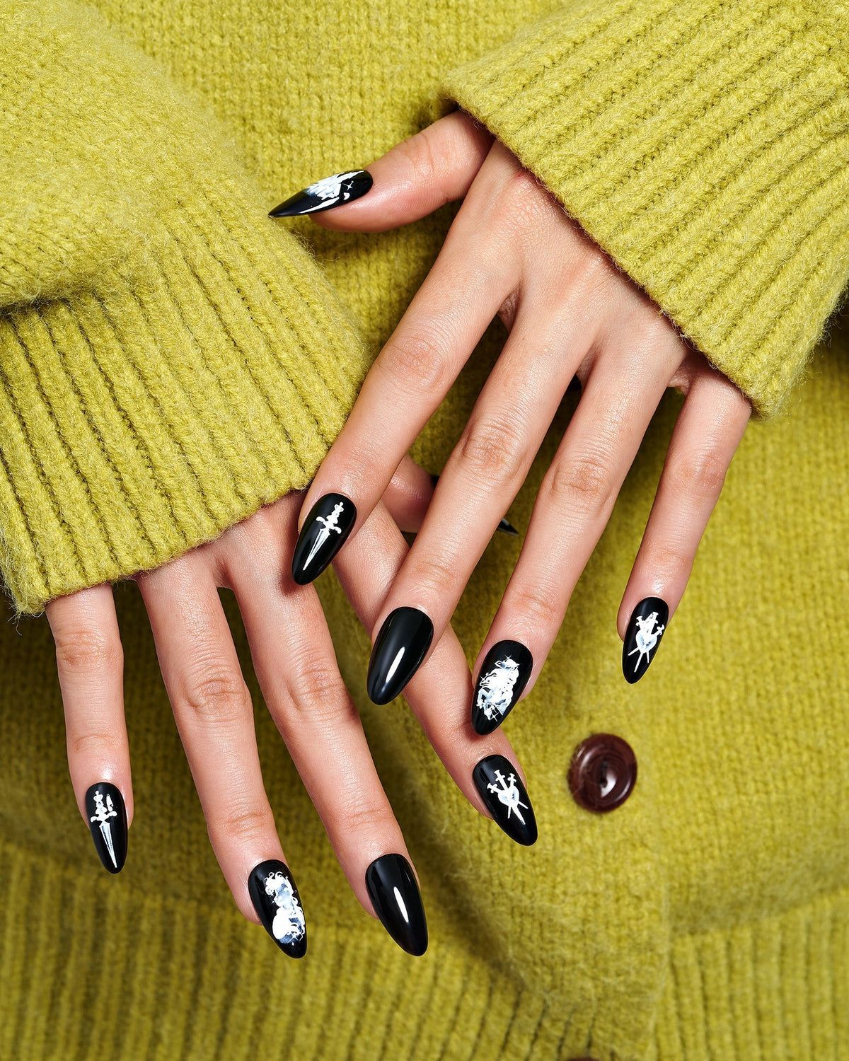 KOSBLING nail studio — Medieval Castle